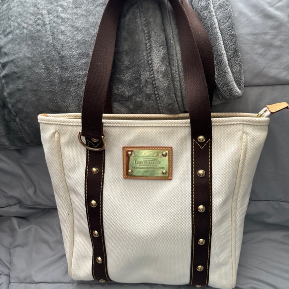 LV Antigua Cabas Tote - Picture 1 of 7